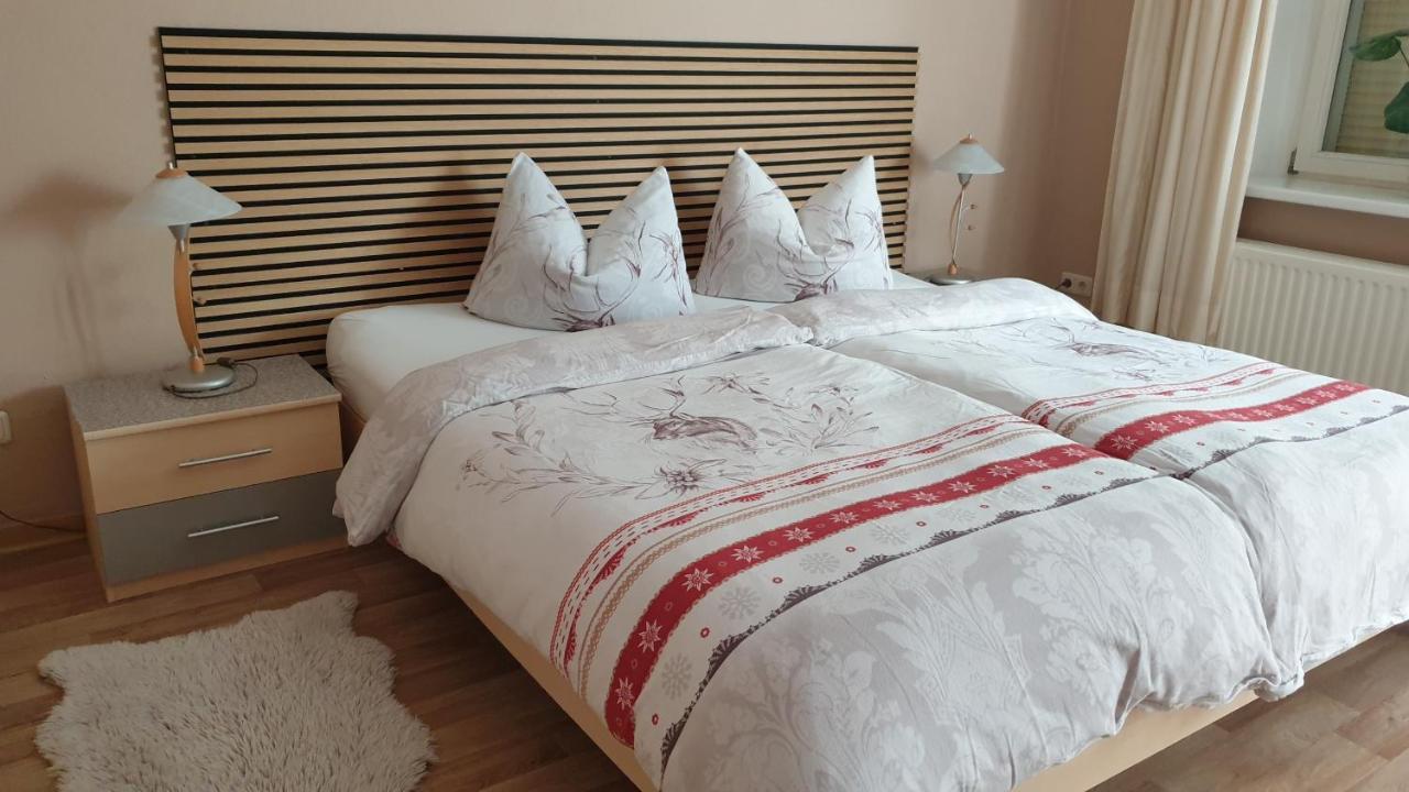 Ferienwohnung Sonnenschein Familie Hamdorf Bad Sulza Esterno foto
